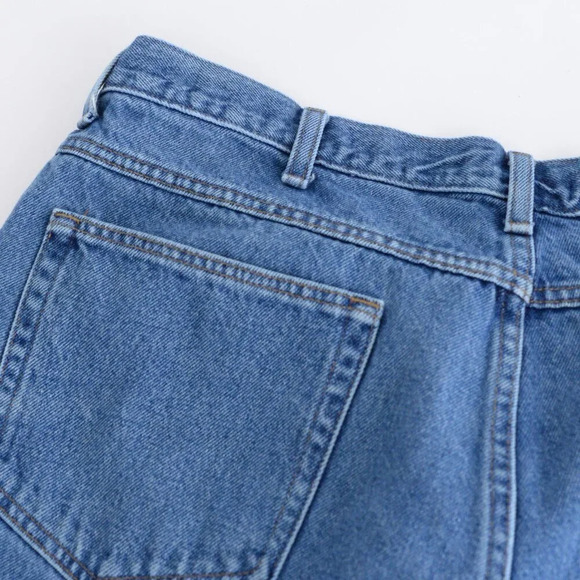 L.L. Bean Classic Fit Blue Mid-wash  100% Cotton Straight Leg Denim Jeans 40X29 - Picture 12 of 12